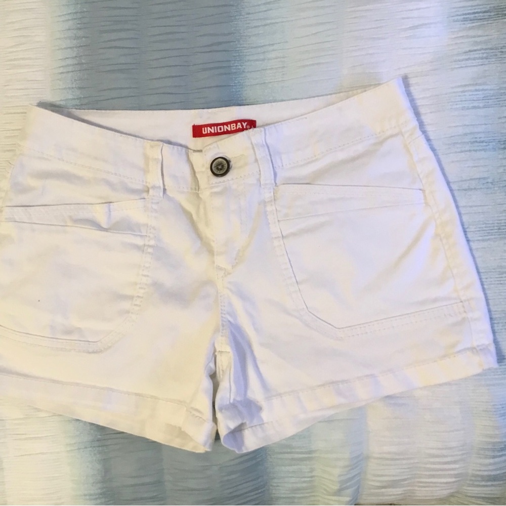Unionbay Delaney Stretch Denim Size 7 Junior  Shorts white 3” short